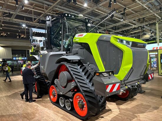 Traktorius Xerion 12.650